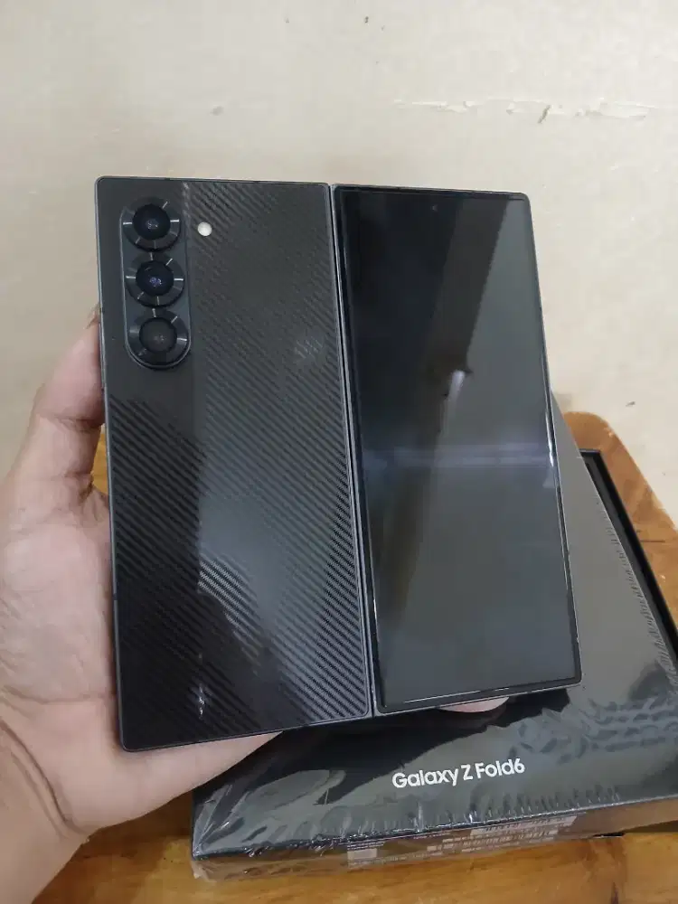 Samsung Z Fold 6 12/512Gb SEIN