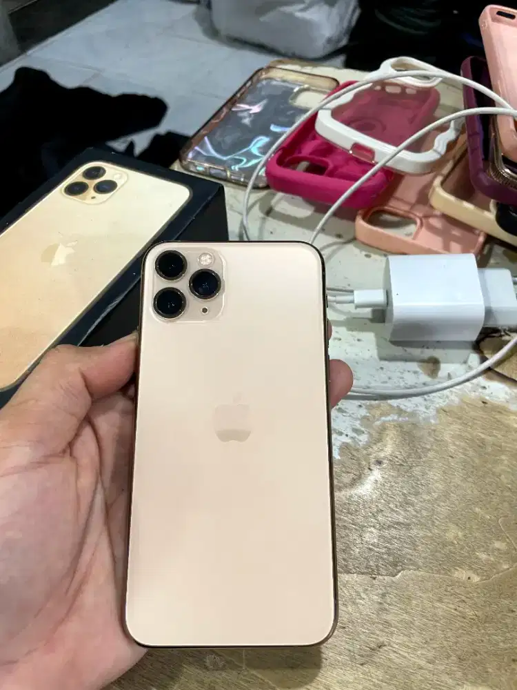 iPhone 11 pro 256gb fullset