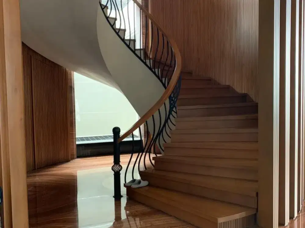 Rumah Baru Pondok Indah Jakarta Selatan