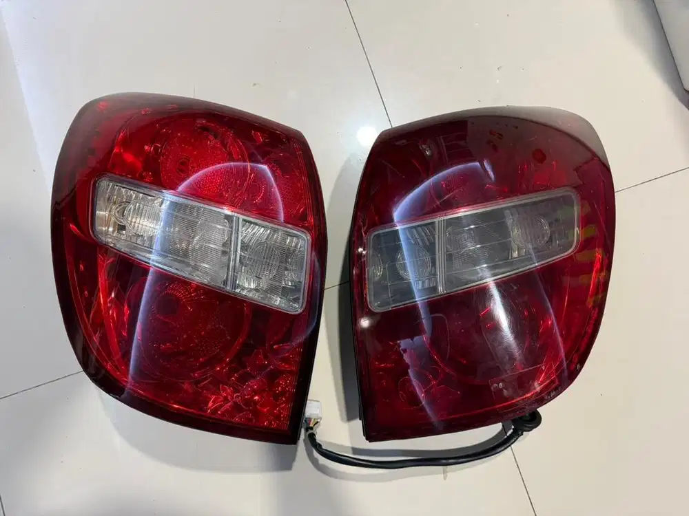 Lampu belakang captiva