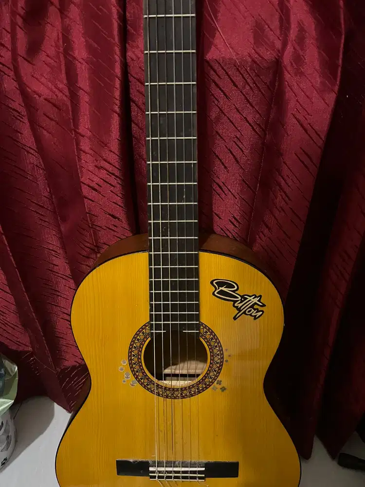 JUAL GITAR YAMAHA C315