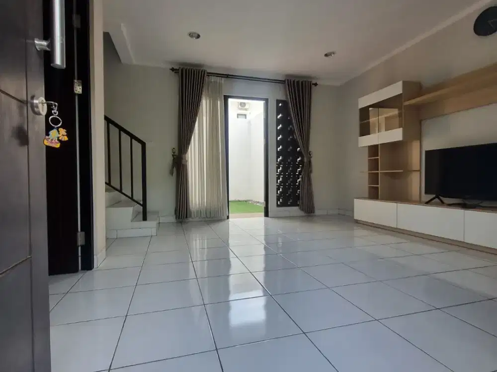Rumah Siap Huni di Summarecon Cluster Dayana