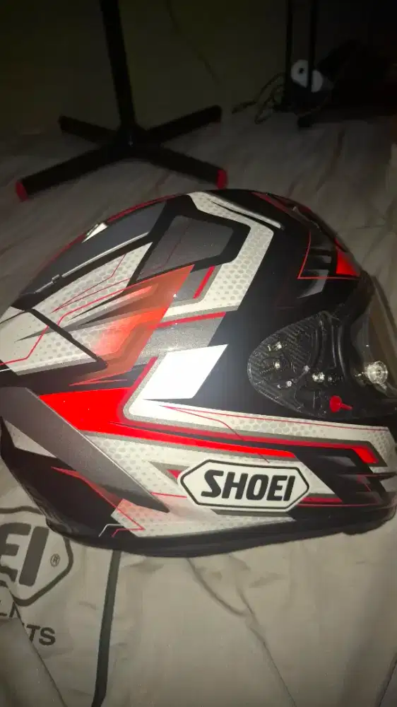 Di jual helm shoei x 15 jepang size L
