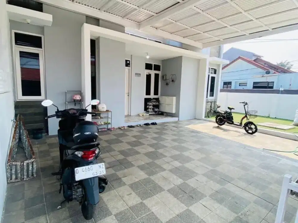 Rumah Hoek Siap Huni di Puri Dago Mas Antapani
