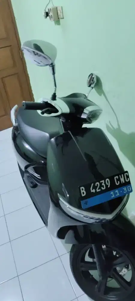 Uwinfly T90 Hitam