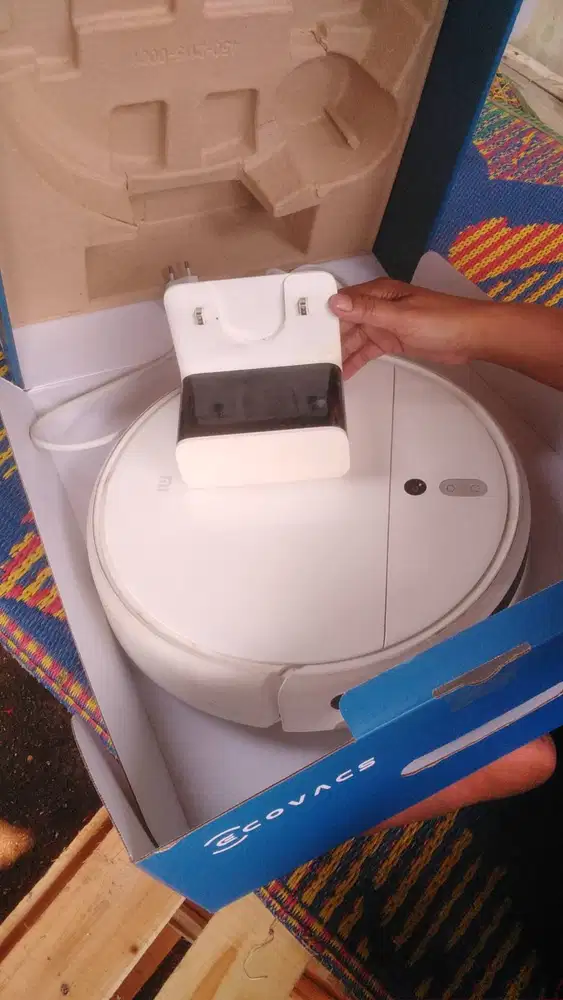 Saya mau jual robot vakum deboot N8