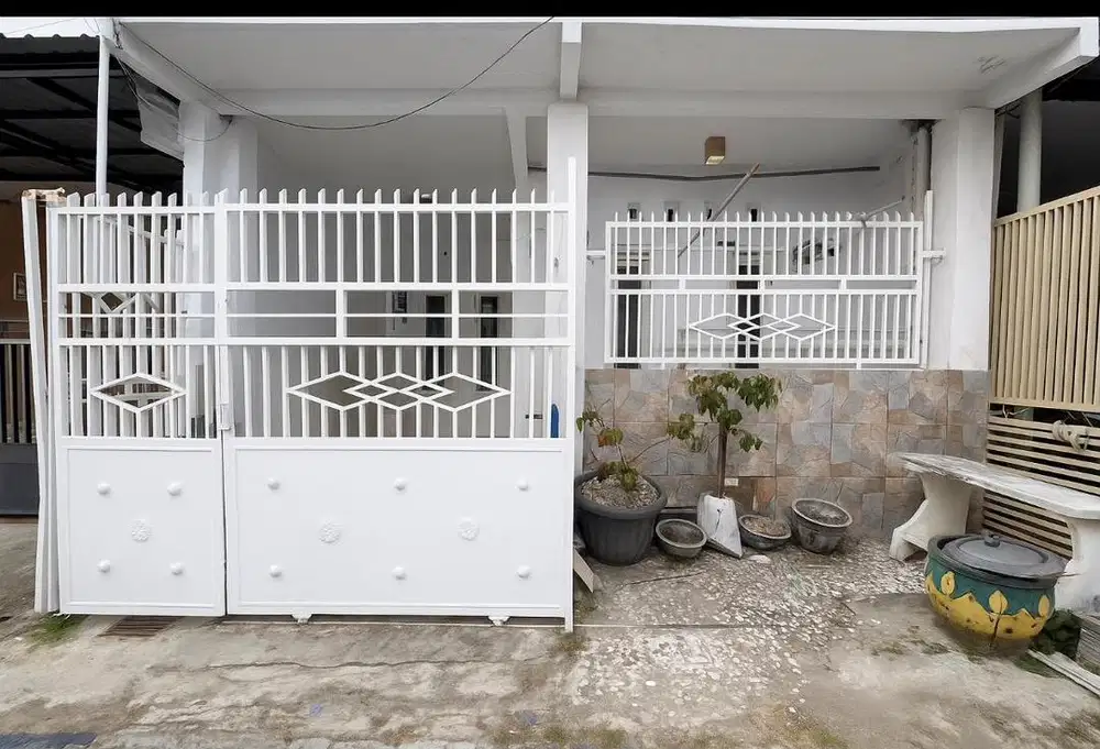 DIKONTRAKKAN PERUM BHAYANGKARA PERMAI SAIMBANG URANGAGUNG SIDOARJO