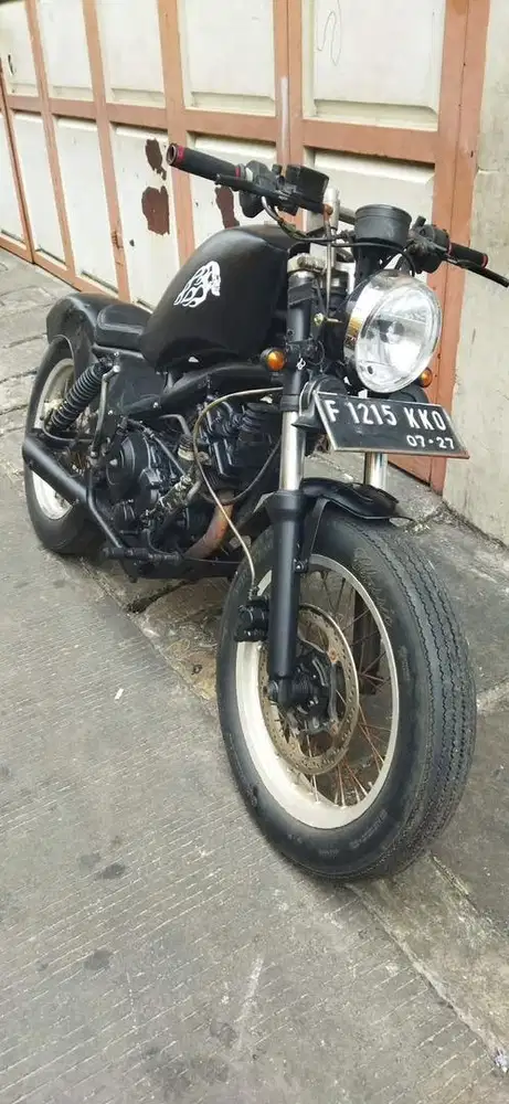 CUSTOM BOBBER SUZUKI