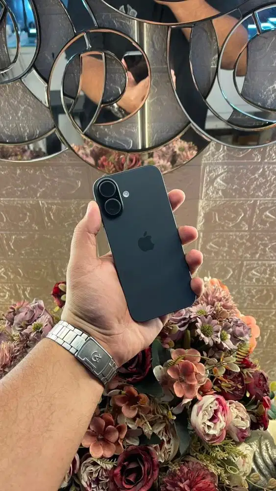 Iphone 17 256gb iBox Garansi on Nov 2026
