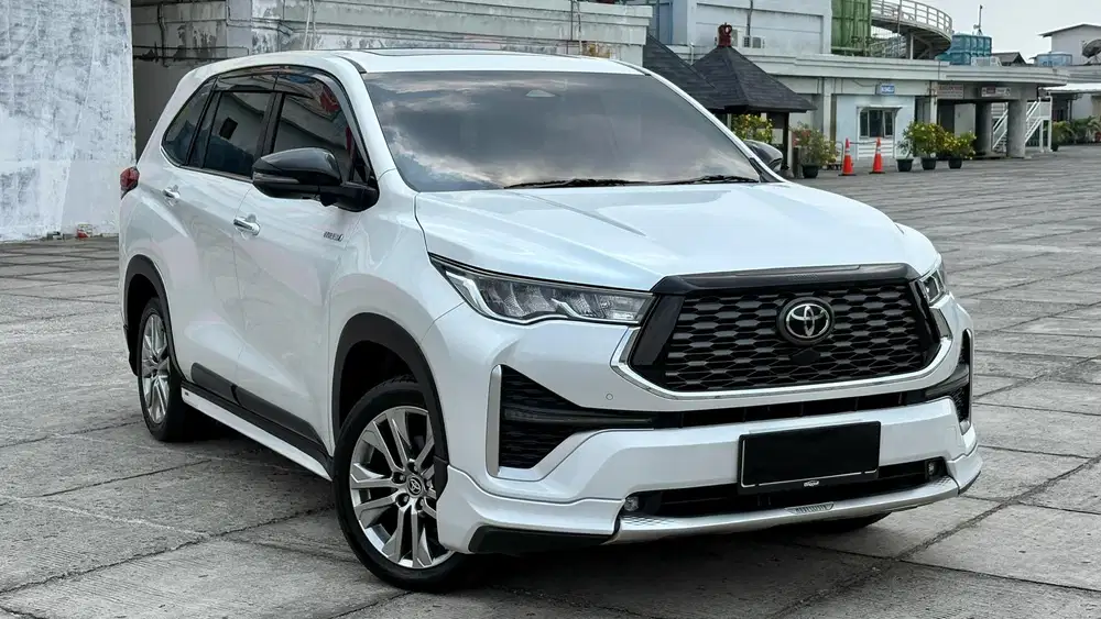 [KM 10.000AN]TOYOTA INNOVA ZENIX Q HYBRID TSS MODELLISTA HEV AT 2025