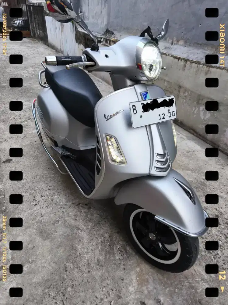 Piaggio Vespa GTS 150