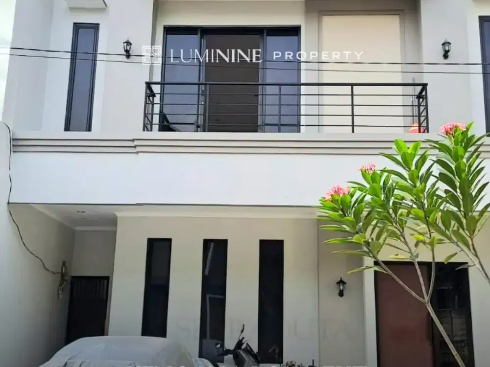 rumah dijual 2 lantai siap huni dekat stasiun dan tol bsd, serta pasarmodern lokasi di KencanaLoka