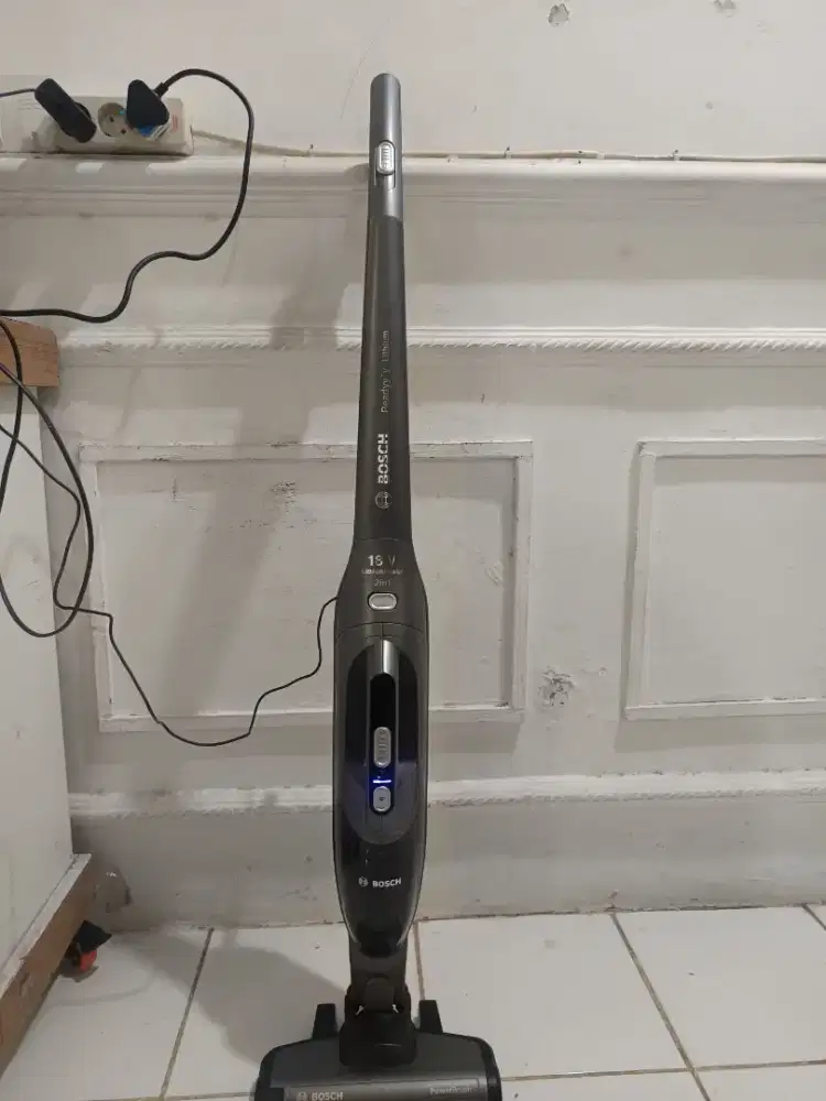 Vacuum Cleaner bosch cepet aja