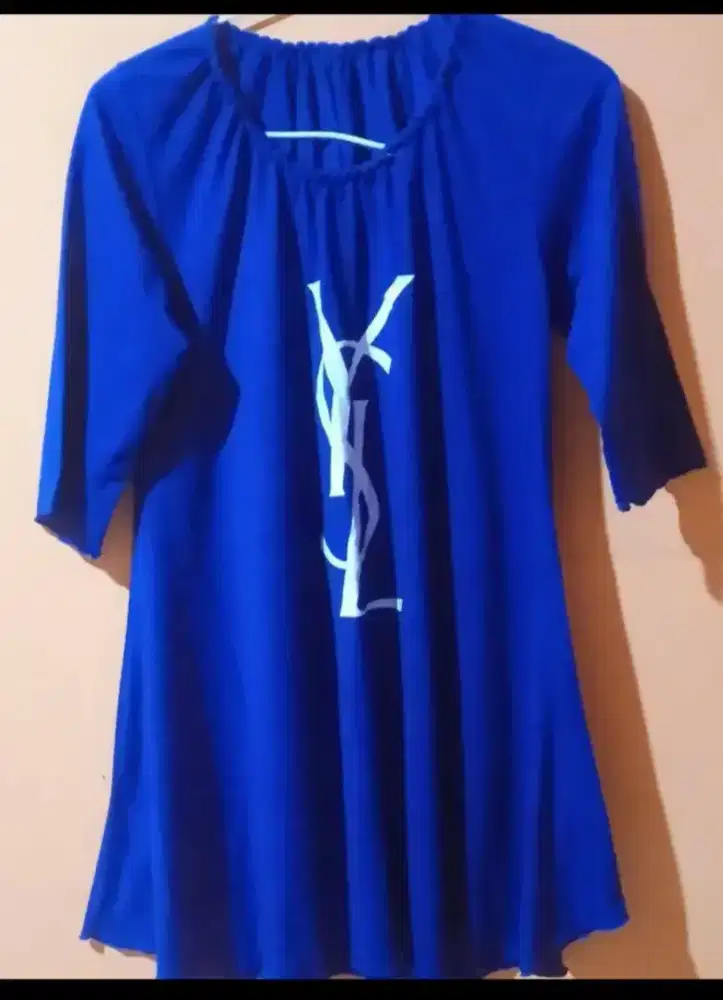Baju Wanita Cantik