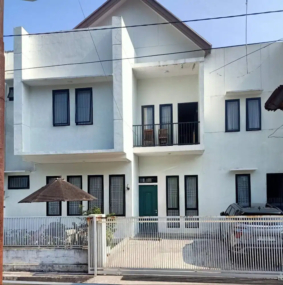 Dijual Rumah 6 kamar tidur + Fasilitas