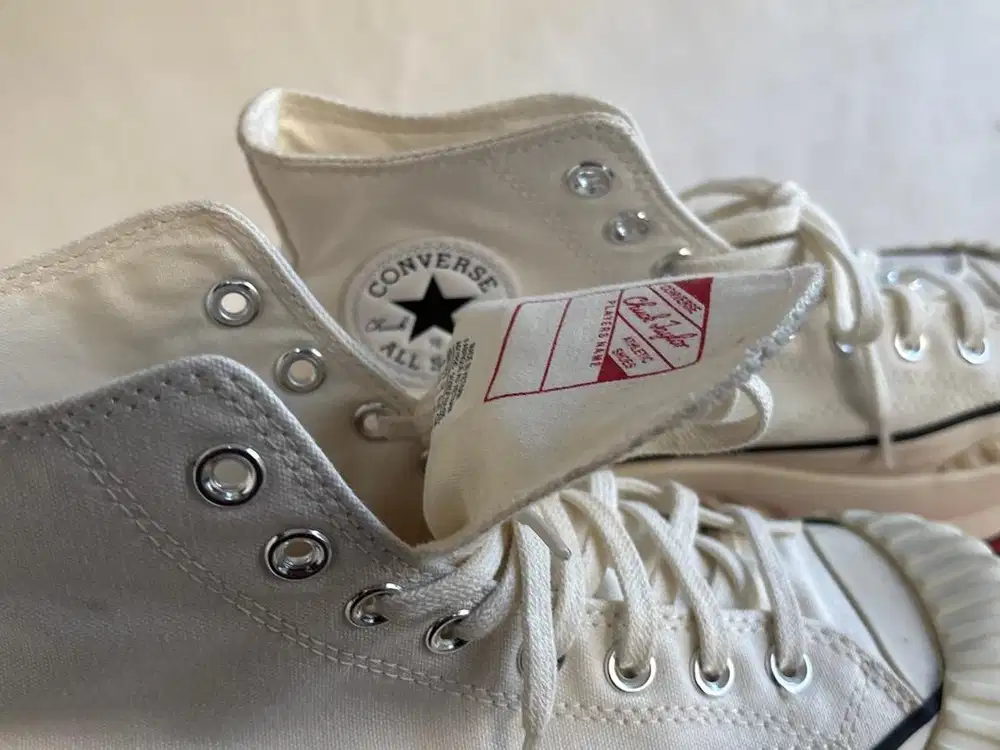 Sepatu converse taylor cunk