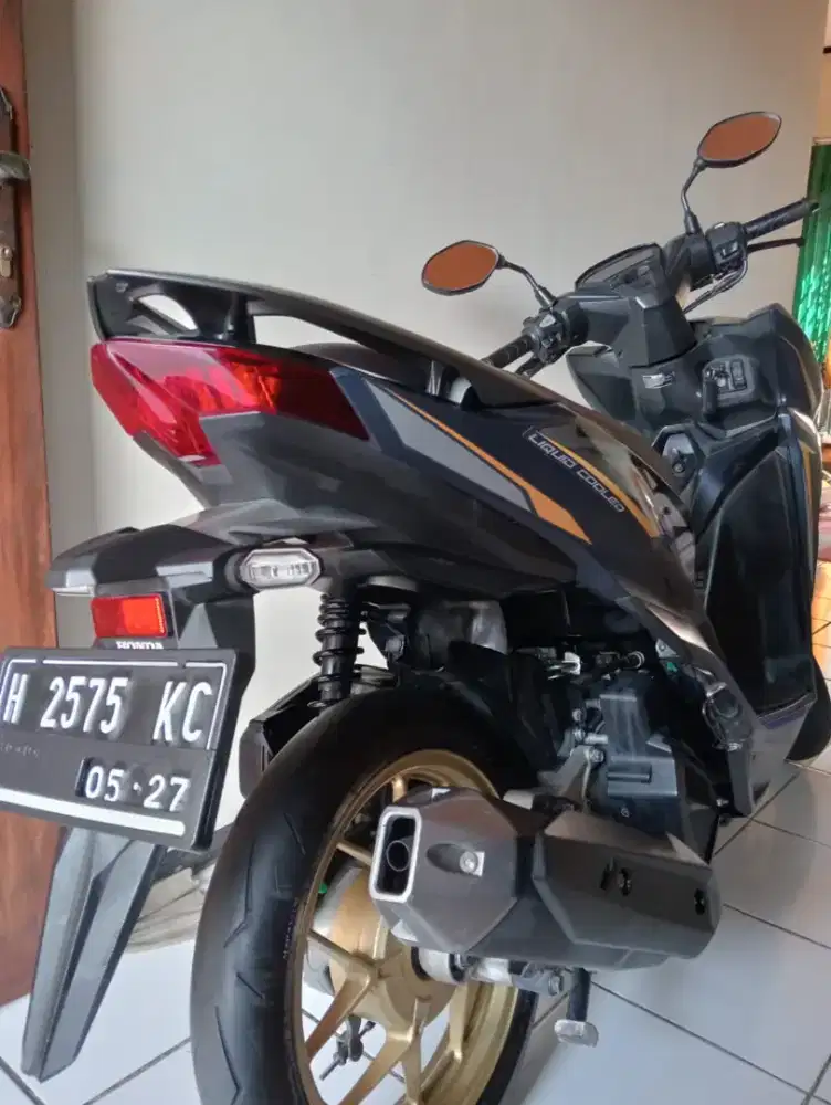 Vario SE 125 ISS plat galpanas/ungaran