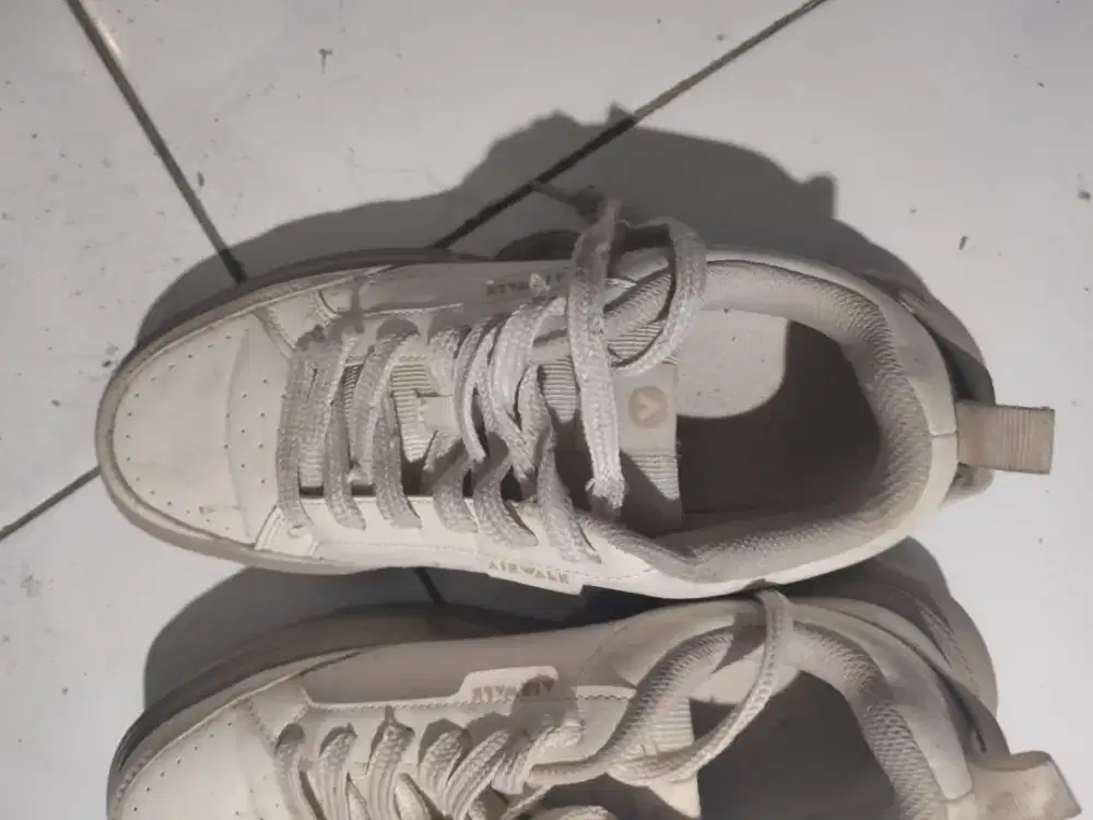Sepatu Airwalk – Size 43