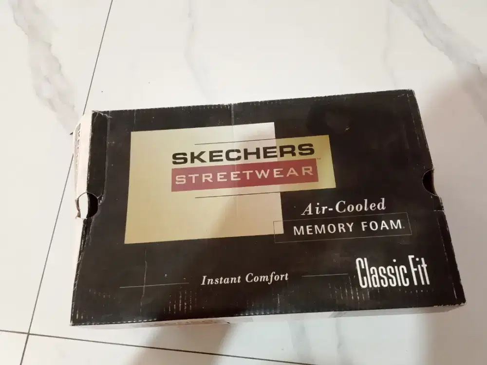 Sepatu Dewasa Skechers Street wear Air-cool ukuran 42