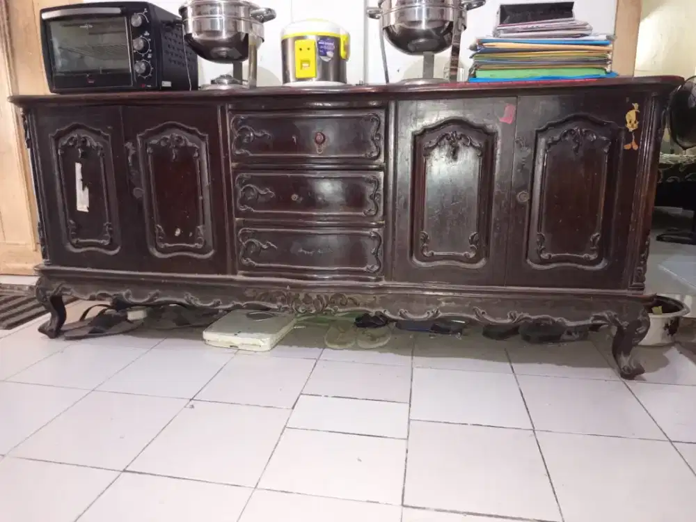 Dijual Buffet Jati Kuno (Harga masih bisa Nego)