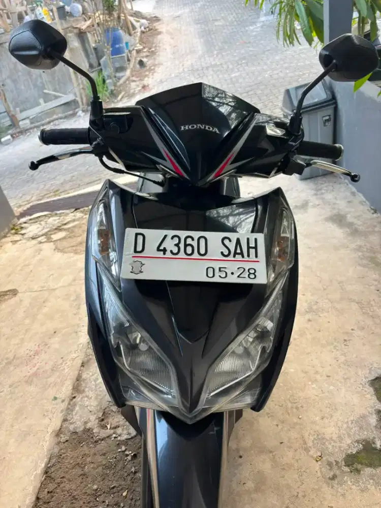 Di Jual cepat 1 unit sepeda motor honda vario 125