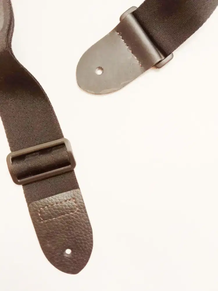 Strap guitar dan bass