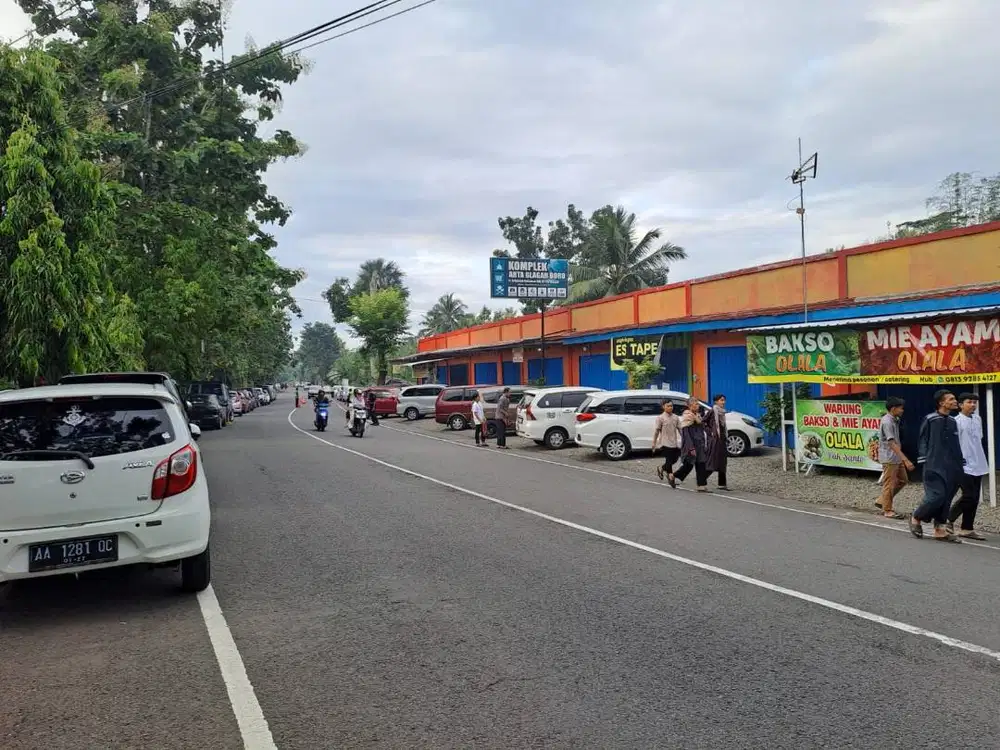 Dijual Ruko Dua Lantai Di Pinggir Jalan Nasional
