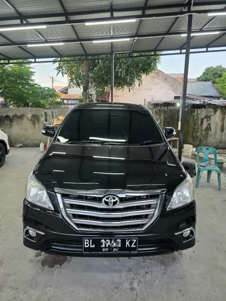 INNOVA TYPE V SOLAR MATIC TAHUN 2014