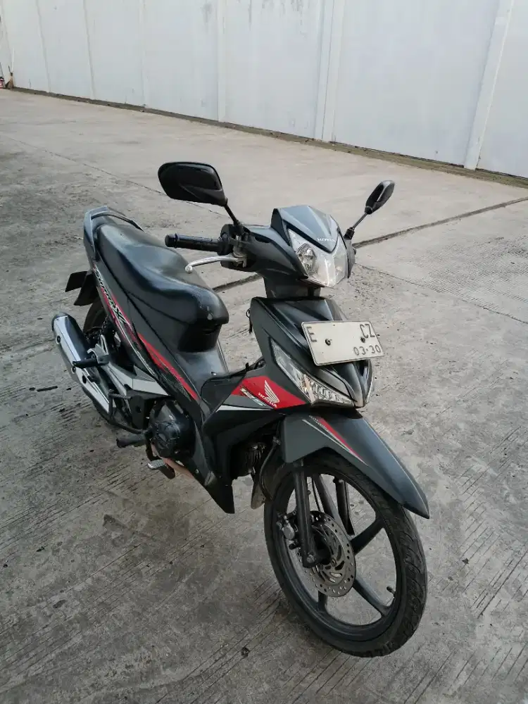Supra X 125 injeksi 2020