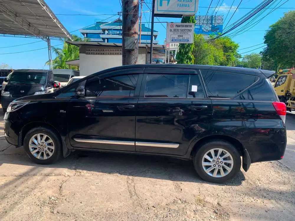 Toyota Kijang Innova 2022 Bensin