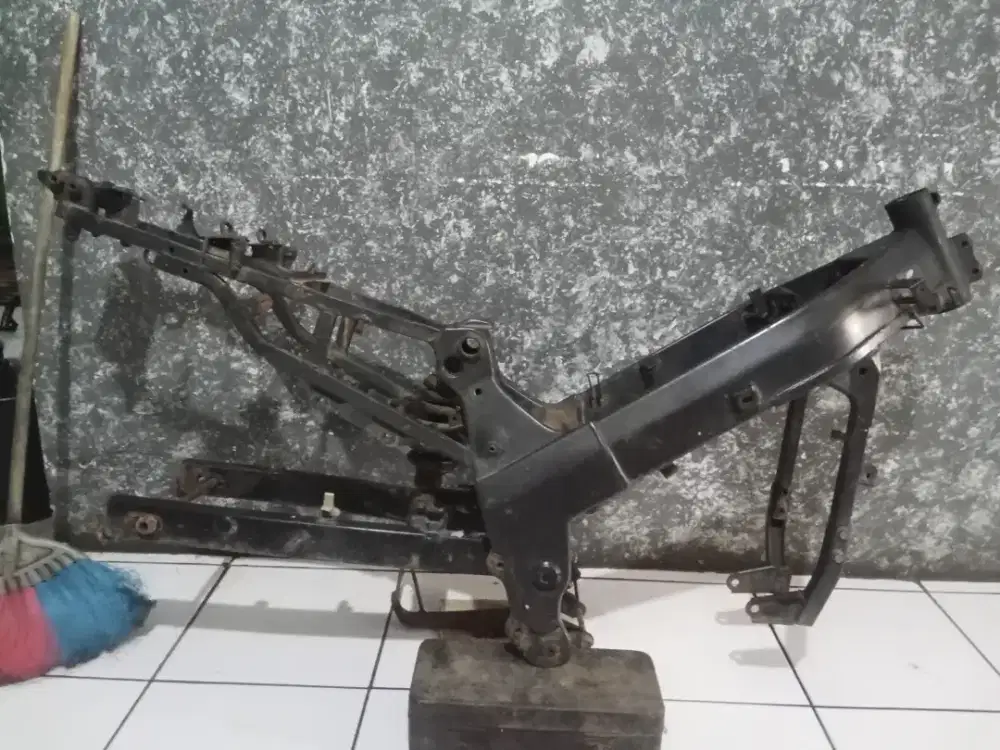 Alat alat motor bekas