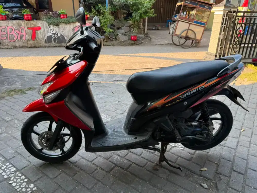 Vario THN 2007 plat T Karawang