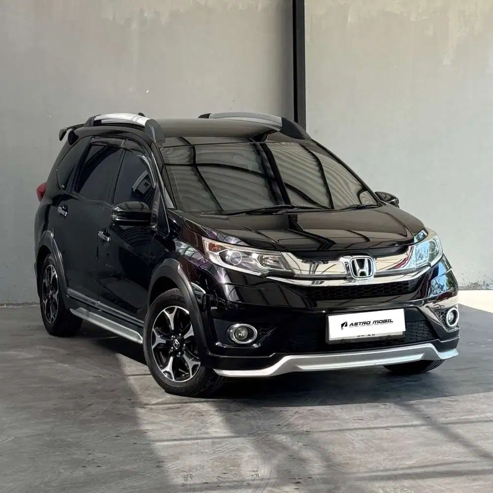 BRV Prestige 2019 / 2018 Matic Murah Kredit Bekas Surabaya Bagus Tgn1