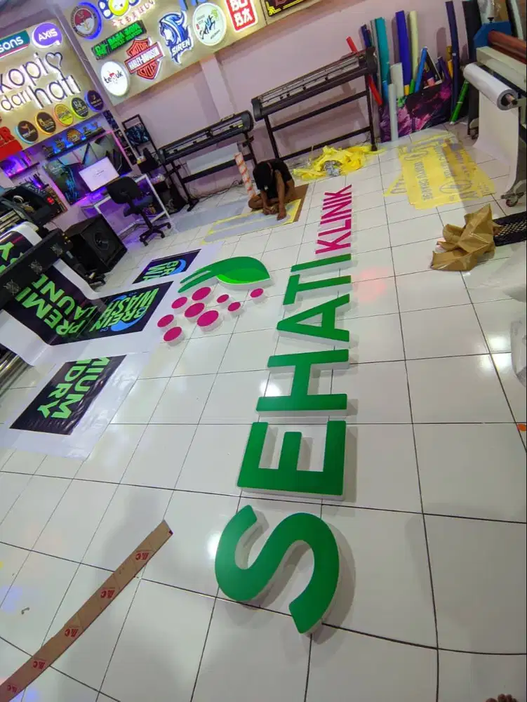 HURUF TIMBUL, NEON BOX, NEON FLEX, PAPAN REKLAME, DISPLAY AKRILIK