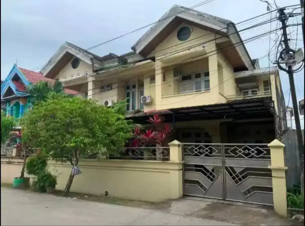 Rumah indah ,strategis,aman,tenang,nyaman