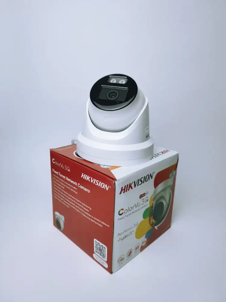 Kamera Colorvu Two-way Audio, Audio 2 arah &  Ful color Ketika Gelap