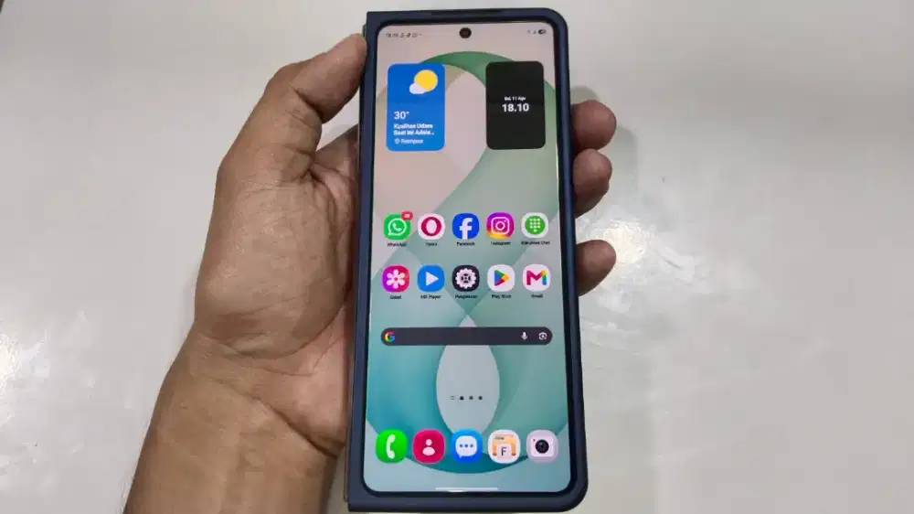Samsung z fold 4 ram 12 gb internal 256 gb