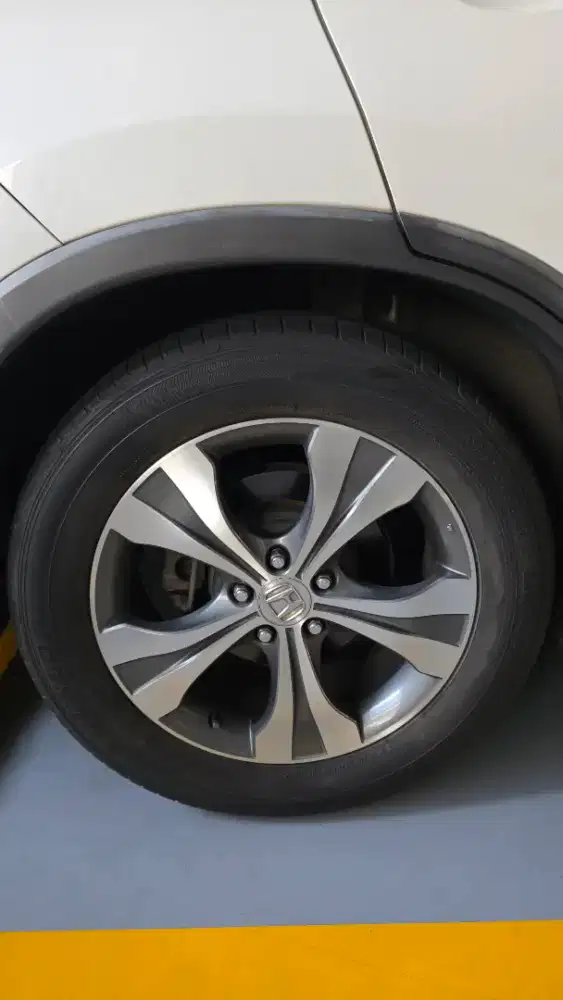 Dunlop SP Sport LM705 225/60 R18