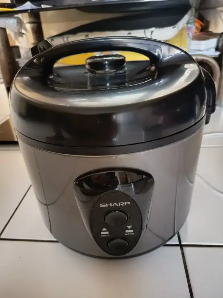 RICE COOKER/MAGIC COM SHARP 1,8Liter