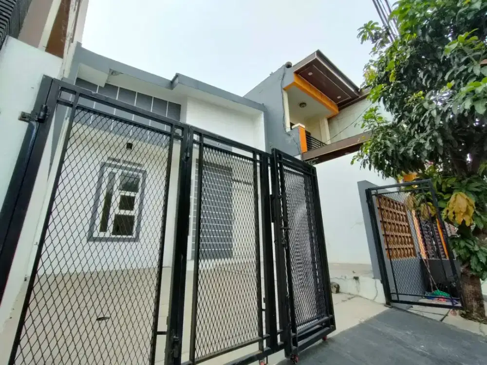 DIJUAL RUMAH MINIMALIS MEZZANINE DI PERUIMAHAN GRAHA HARAPAN BUMYAGARA, MUSTIKAJAYA