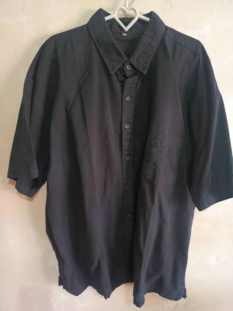 Kemeja Lengan Pendek Warna Hitam Ukuran BigSize Bahan Bagus Mulus