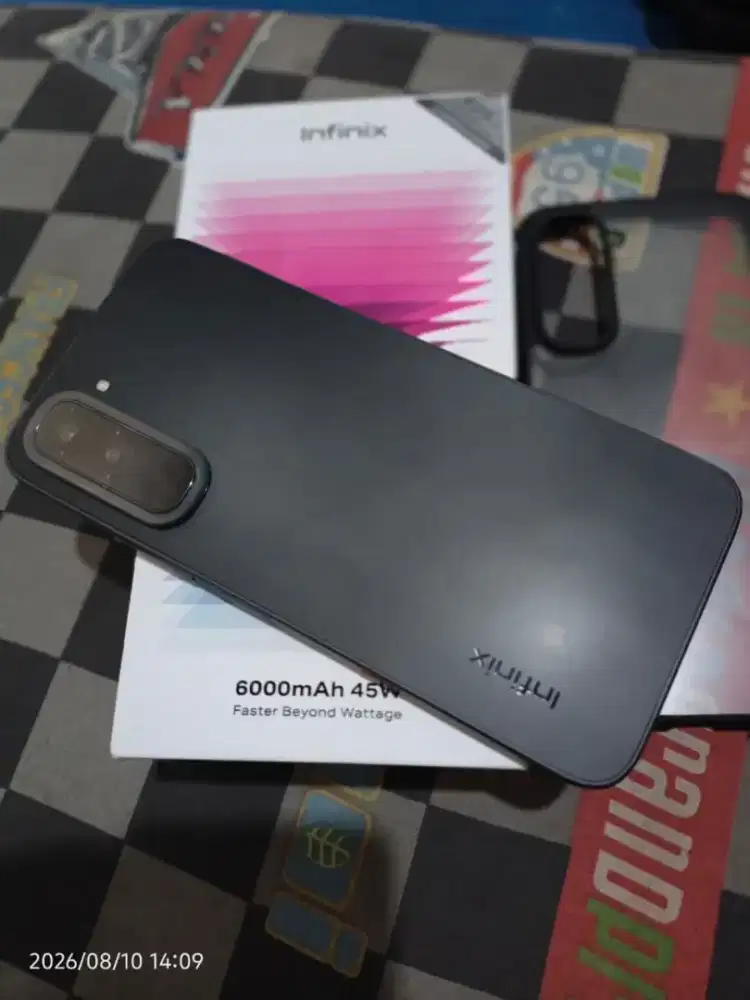 Infinix hot 70 ram 6/128