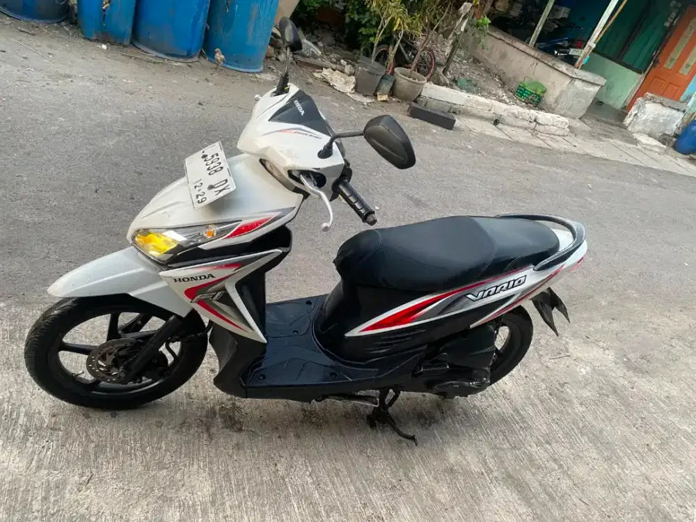Honda Vario 110 Fi 2014 - Plat L - Pajak Hidup - Siap Pakai No PR