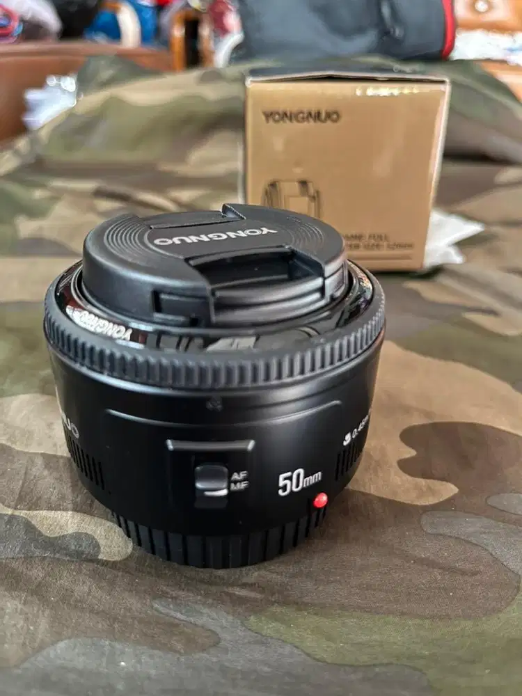 Lensa Fix YONGNUO 55mm f1.8