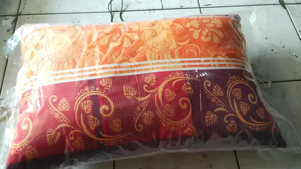 Bantal dacron /silikon