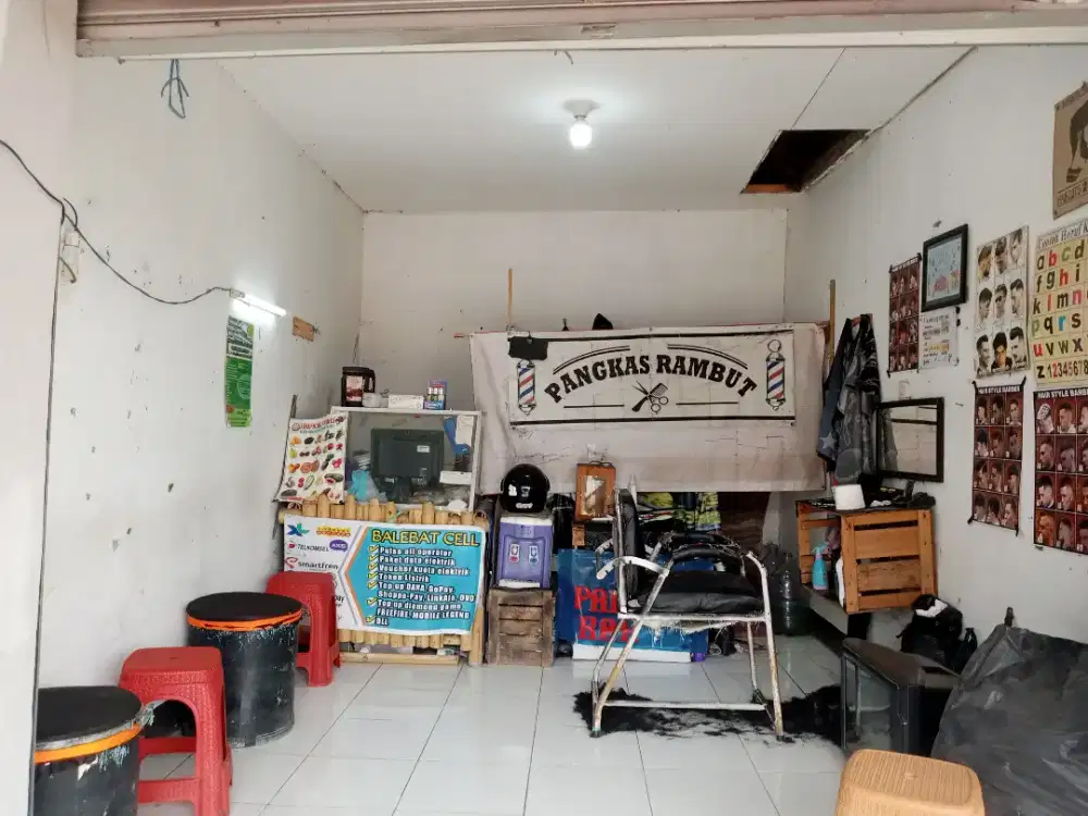 Alat2 cukur dan aset