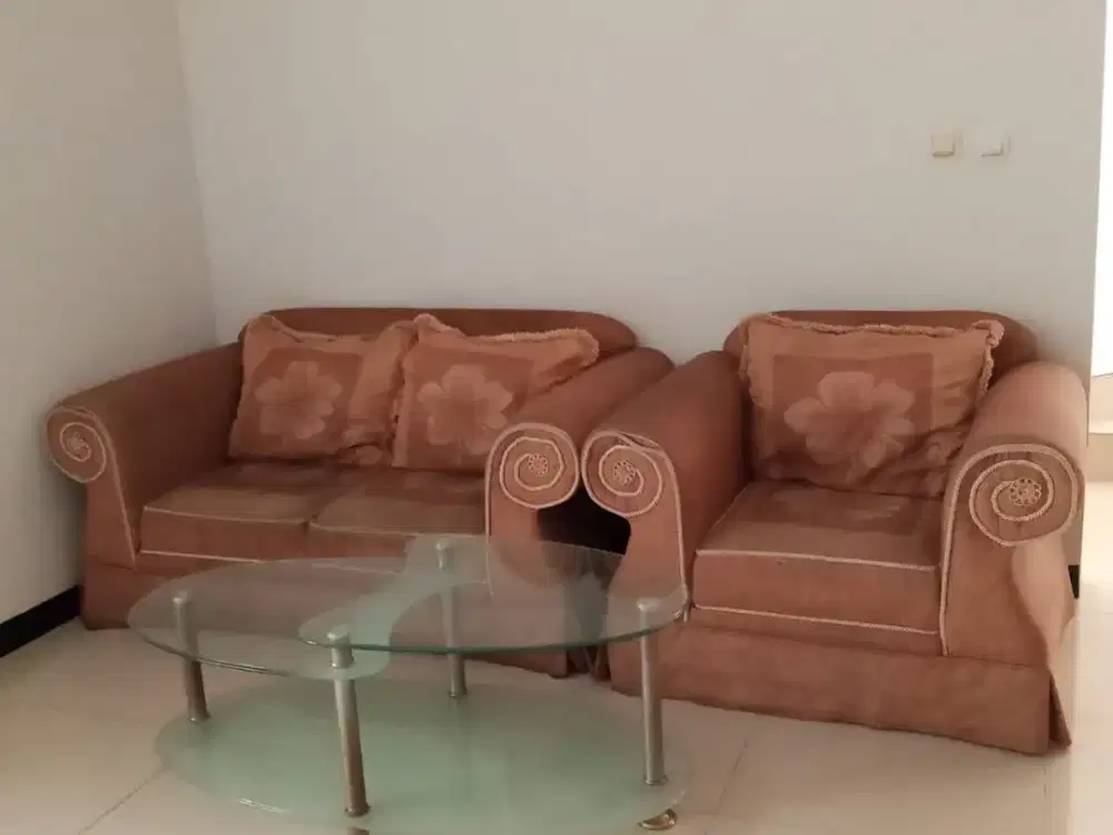 Disewakan Rumah Semi Furnished Siap Huni Minimalis Lokasi di Taman Kopo Indah 5 Cluster Sommerville Bandung