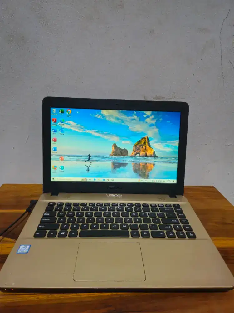 JUAL LAPTOP ASUS I3 RAM 8
