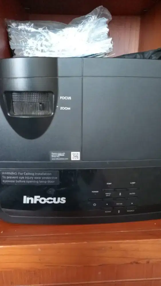Dijual proyektor infocus mines
