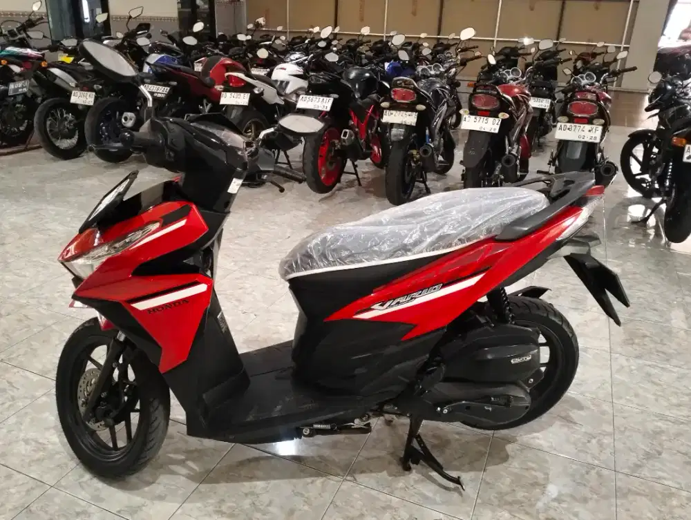 Honda Vario 125 new LED murah dan bagus